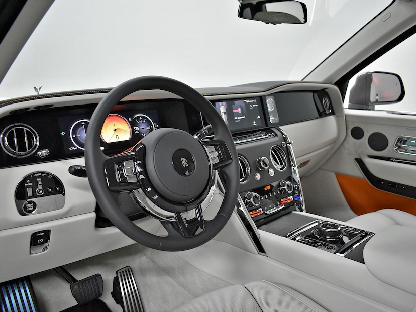 Foto do veículo ROLLS-ROYCE CULLINAN  6.7 V12 AUT. 2026 35 KM 8.000.000,00