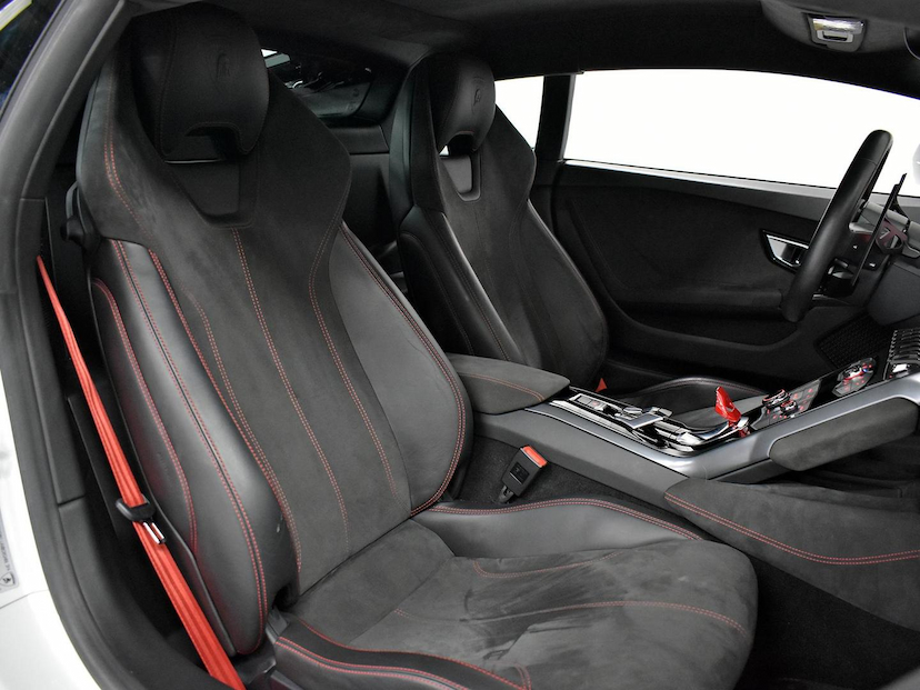Foto do veículo LAMBORGHINI HURACÁN  LP 610-4 2015 13.965 KM 2.550.000,00