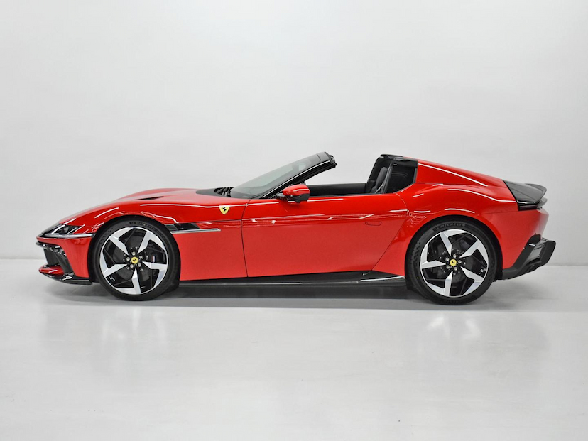 Foto do veículo FERRARI 12CILINDRI FERRARI  SPIDER 2026 90 KM 7.500.000,00