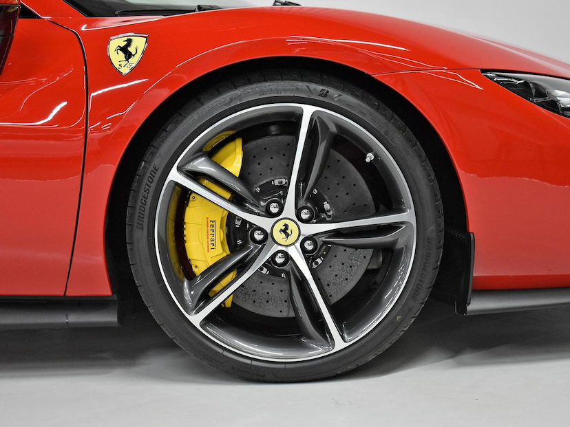 Foto do veículo FERRARI 296 GTB  GTS 2026 165 KM 3.900.000,00