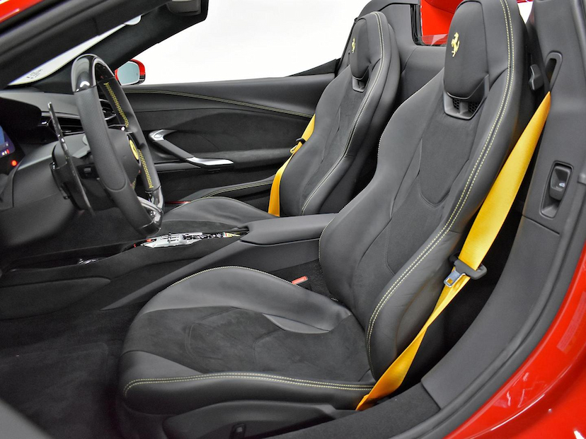 Foto do veículo FERRARI 296 GTB  GTS 2026 165 KM 3.900.000,00