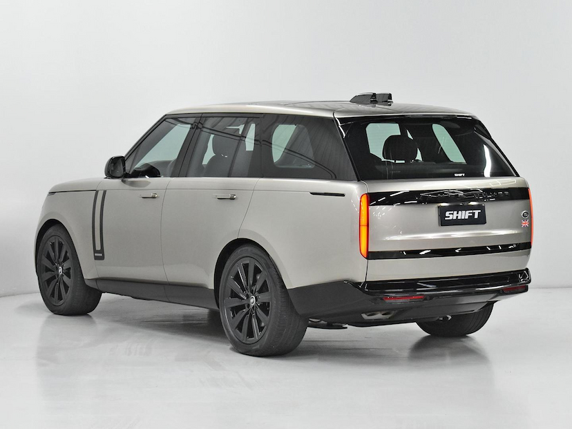 Foto do veículo LAND ROVER RANGE ROVER AUTOBIOGRAPHY  4.4 V8 TB 530CV AUT. 2023 19.910 KM 1.170.000,00