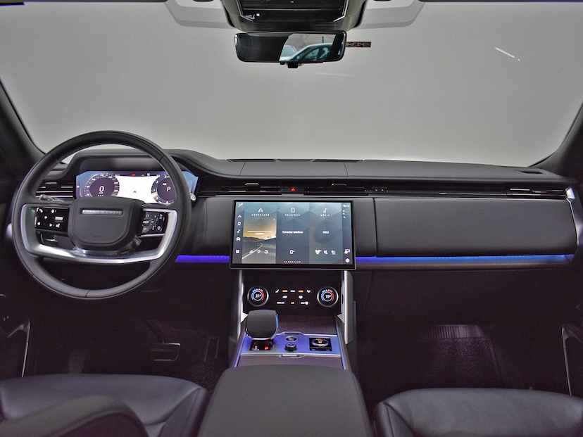 Foto do veículo LAND ROVER RANGE ROVER AUTOBIOGRAPHY  4.4 V8 TB 530CV AUT. 2023 19.910 KM 1.170.000,00