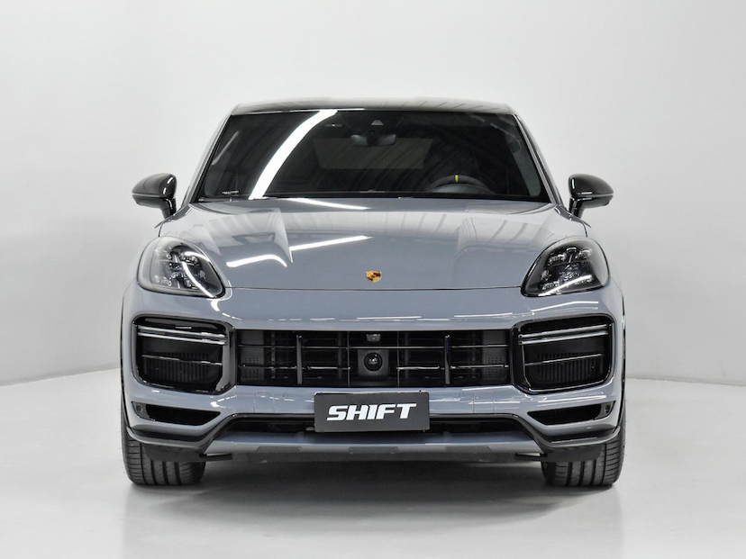 Foto do veículo PORSCHE CAYENNE  TURBO GT 4.0 V8 2023 27.890 KM 970.000,00