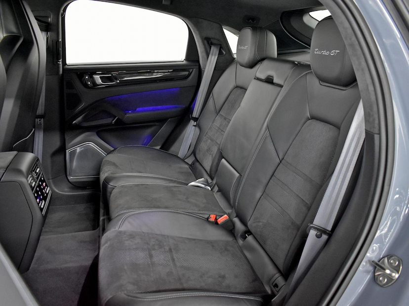 Foto do veículo PORSCHE CAYENNE  TURBO GT 4.0 V8 2023 27.890 KM 970.000,00