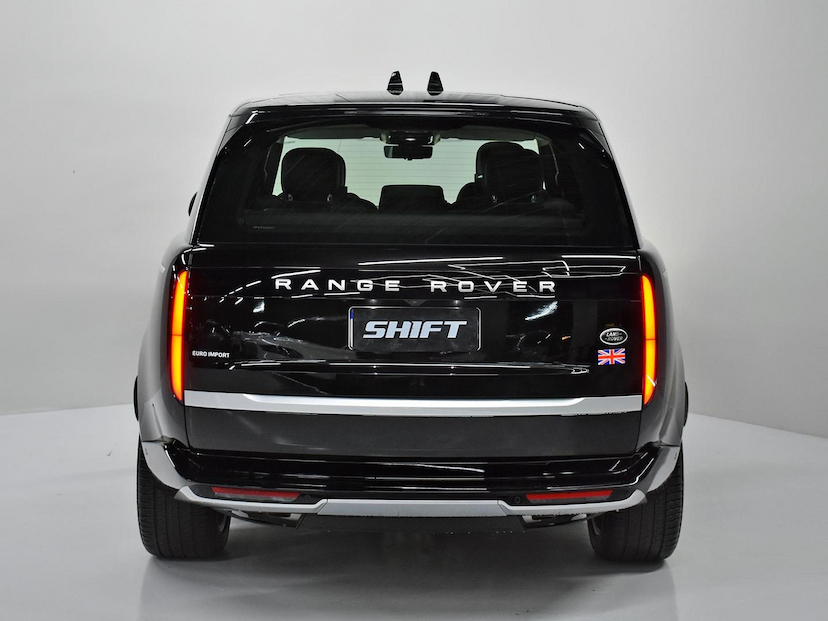 Foto do veículo LAND ROVER RANGE ROVER AUTOBIOGRAPHY  4.4 V8 TB 530CV AUT. 2023 12.660 KM 1.190.000,00