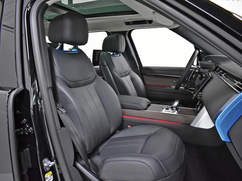 Foto do veículo LAND ROVER RANGE ROVER AUTOBIOGRAPHY  4.4 V8 TB 530CV AUT. 2023 12.660 KM 1.190.000,00