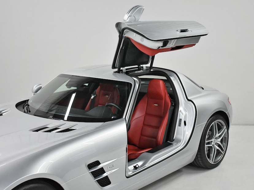 Foto do veículo MERCEDES-BENZ SLS AMG  6.2 V8 AUT 2011 14.300 KM 1.890.000,00