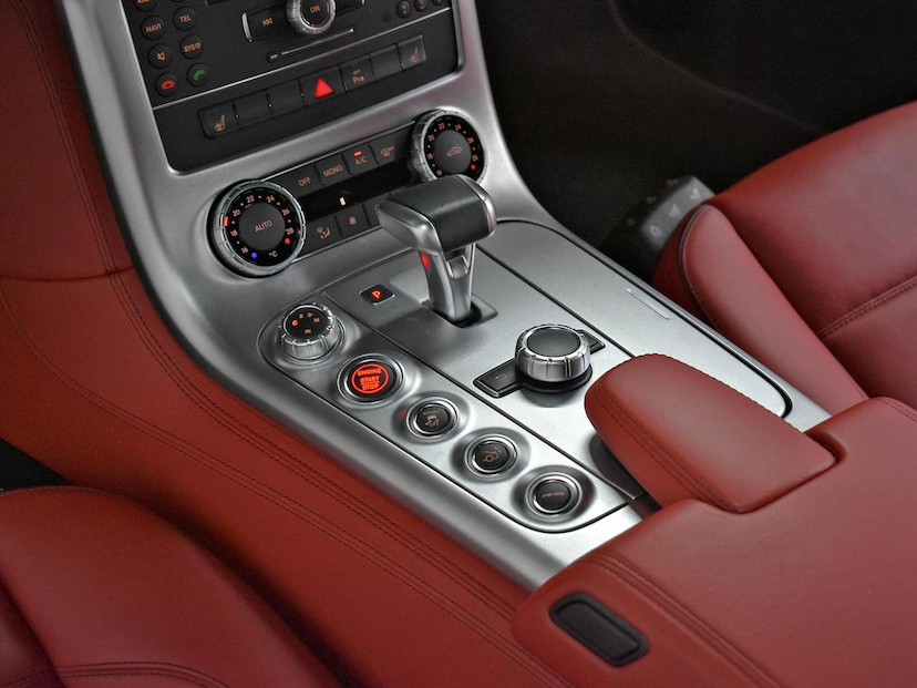 Foto do veículo MERCEDES-BENZ SLS AMG  6.2 V8 AUT 2011 14.300 KM 1.890.000,00