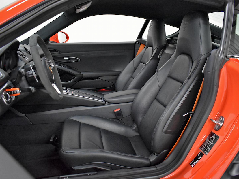 Foto do veículo PORSCHE 718  CAYMAN 2.0 300CV 2018 48.395 KM 398.000,00