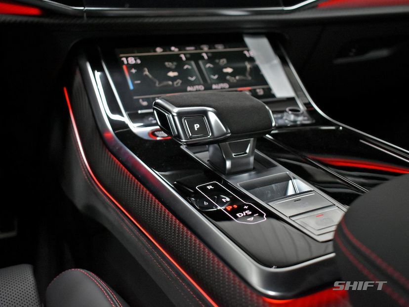 Foto do veículo AUDI RS Q8  4.0 BITURBO FSI 2022 4.115 KM 890.000,00