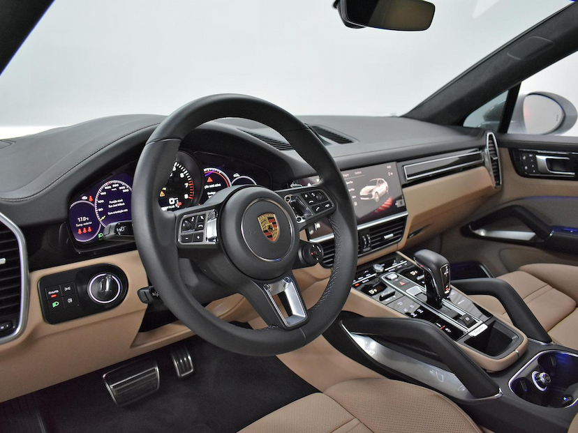 Foto do veículo PORSCHE CAYENNE  CP TSP 2023 425 KM 890.000,00