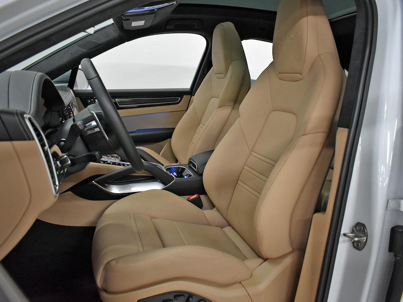Foto do veículo PORSCHE CAYENNE  CP TSP 2023 425 KM 890.000,00