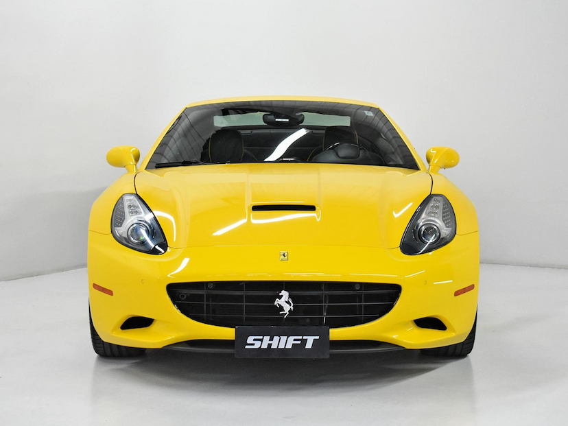 Foto do veículo FERRARI CALIFORNIA  2014 26.090 KM 1.450.000,00