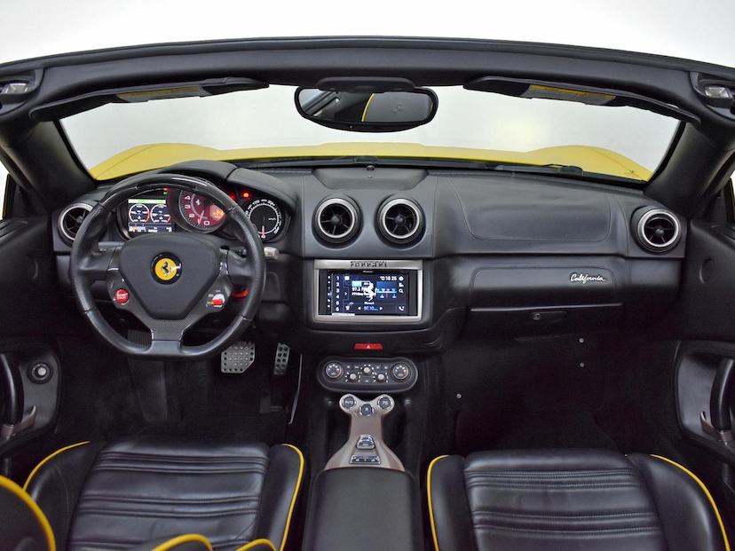 Foto do veículo FERRARI CALIFORNIA  2014 26.090 KM 1.450.000,00