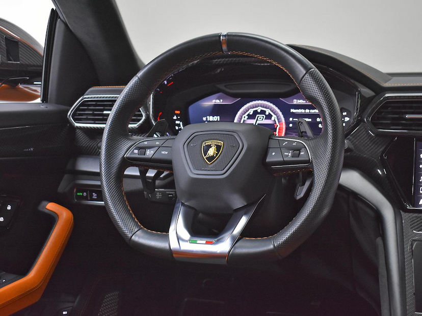 Foto do veículo LAMBORGHINI URUS  LP 650 4 2021 21.160 KM 2.540.000,00