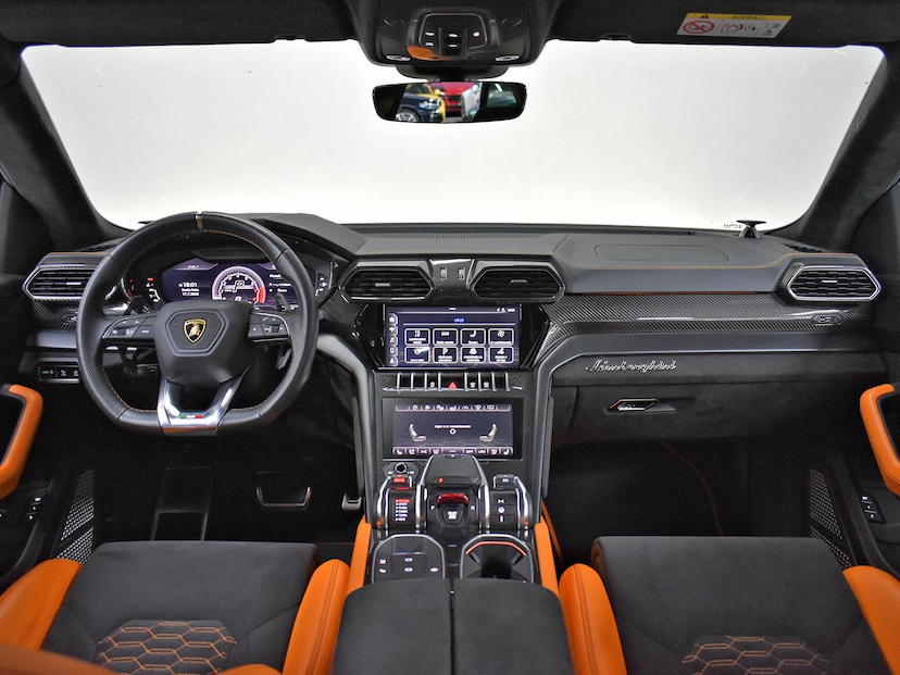 Foto do veículo LAMBORGHINI URUS  LP 650 4 2021 21.160 KM 2.540.000,00
