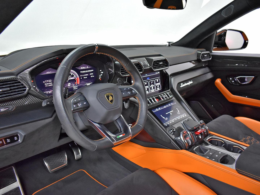 Foto do veículo LAMBORGHINI URUS  LP 650 4 2021 21.160 KM 2.540.000,00