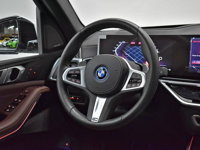 Foto do veículo BMW X5  XDRIVE 50E 3.0 M SPORT AUT. (HIBRIDO) 2026 13.005 KM 725.000,00
