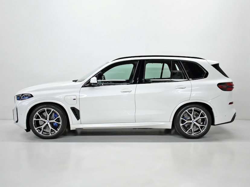 Foto do veículo BMW X5  XDRIVE 50E 3.0 M SPORT AUT. (HIBRIDO) 2026 13.005 KM 725.000,00