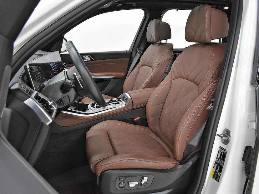 Foto do veículo BMW X5  XDRIVE 50E 3.0 M SPORT AUT. (HIBRIDO) 2026 13.005 KM 725.000,00