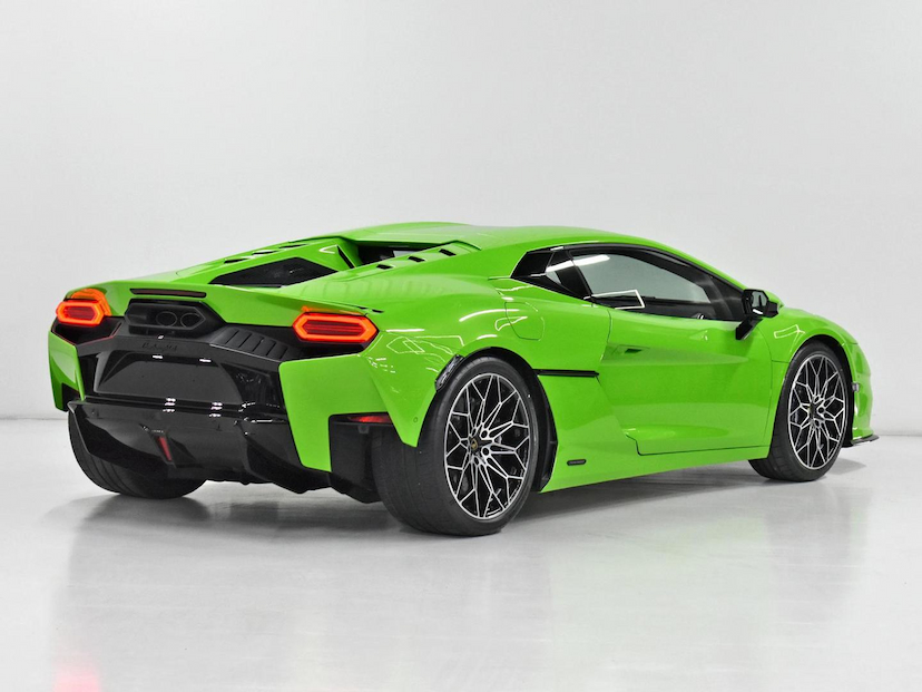 Foto do veículo LAMBORGHINI TEMERARIO  2026 150 KM 5.200.000,00