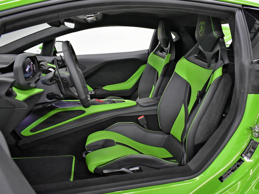 Foto do veículo LAMBORGHINI TEMERARIO  2026 150 KM 5.200.000,00