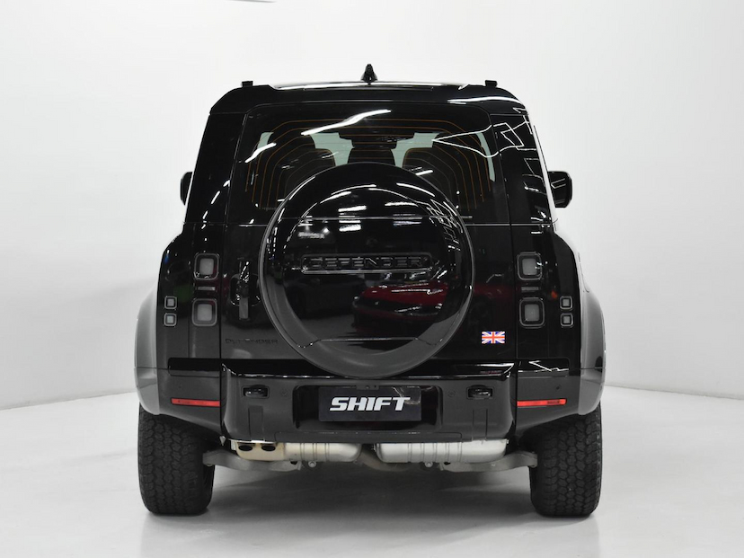 Foto do veículo LAND ROVER DEFENDER LAND ROVER  110 X-DY.HSE D350 DIE AUT. HIB 2026 630 KM 795.000,00
