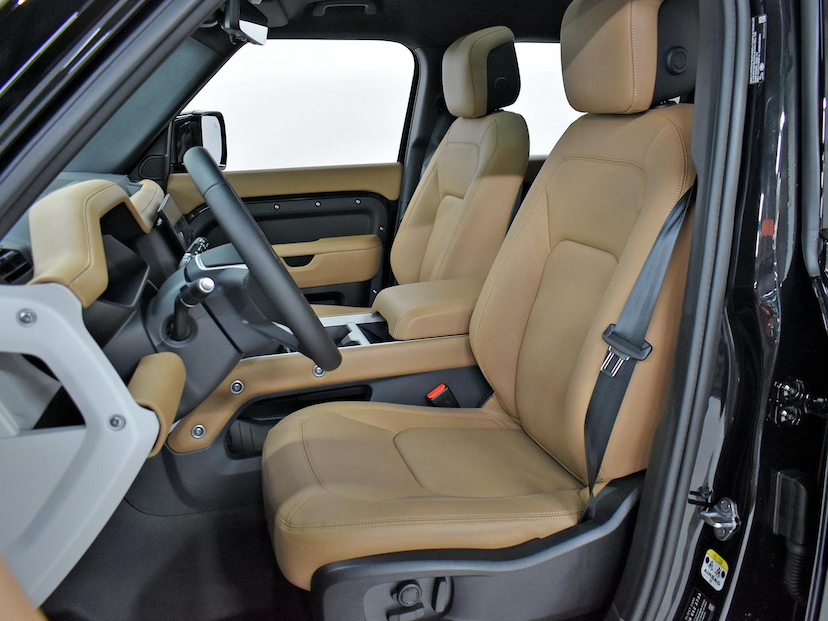 Foto do veículo LAND ROVER DEFENDER LAND ROVER  110 X-DY.HSE D350 DIE AUT. HIB 2026 630 KM 795.000,00