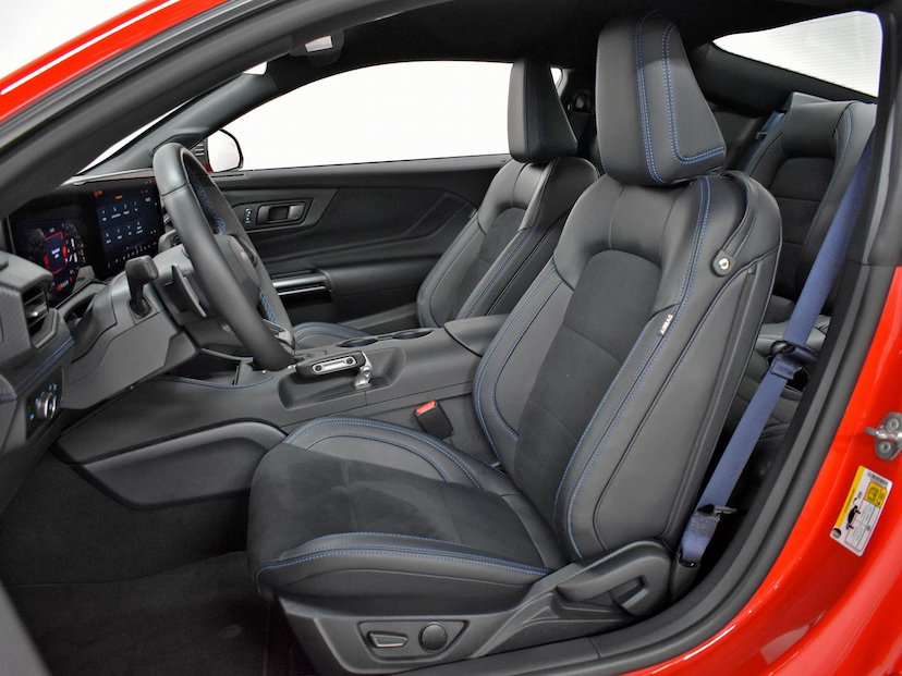 Foto do veículo FORD MUSTANG  DARK HORSE V8 5.0 2025 710 KM 590.000,00