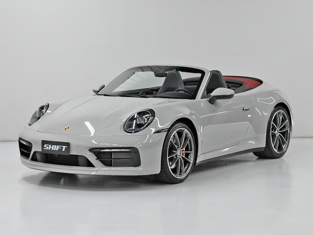 Foto do veículo PORSCHE 911  CARRERA S CABRIOLET 3.0 2022/2022 9.445 KM R$ 930.000,00
