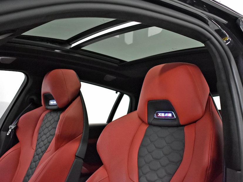 Foto do veículo BMW X6  M COMPETITION 4.4 V8 BI-TB (HIB) AUT. 2024 10.290 KM 890.000,00