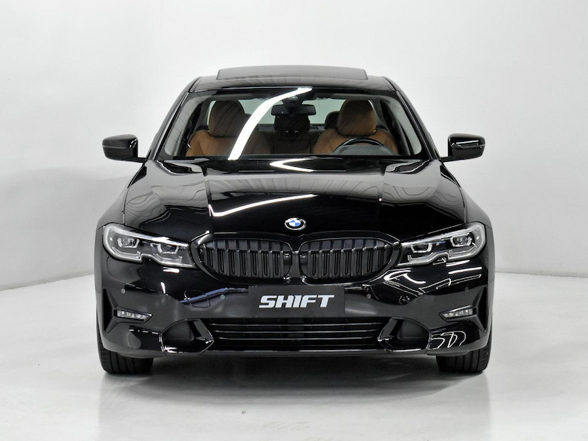 Foto do veículo BMW 320I 320 SPORT GP 184 CV 2022 52.360 KM 210.000,00