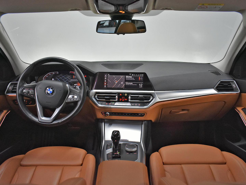 Foto do veículo BMW 320I 320 SPORT GP 184 CV 2022 52.360 KM 210.000,00