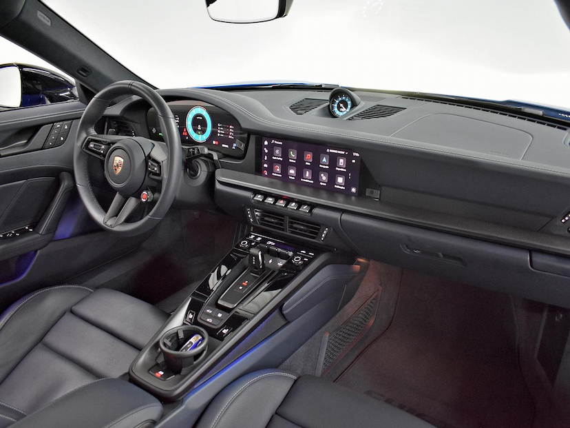 Foto do veículo PORSCHE 911  CARRERA GTS COUPE 3.6 992 2025 3.810 KM 1.240.000,00