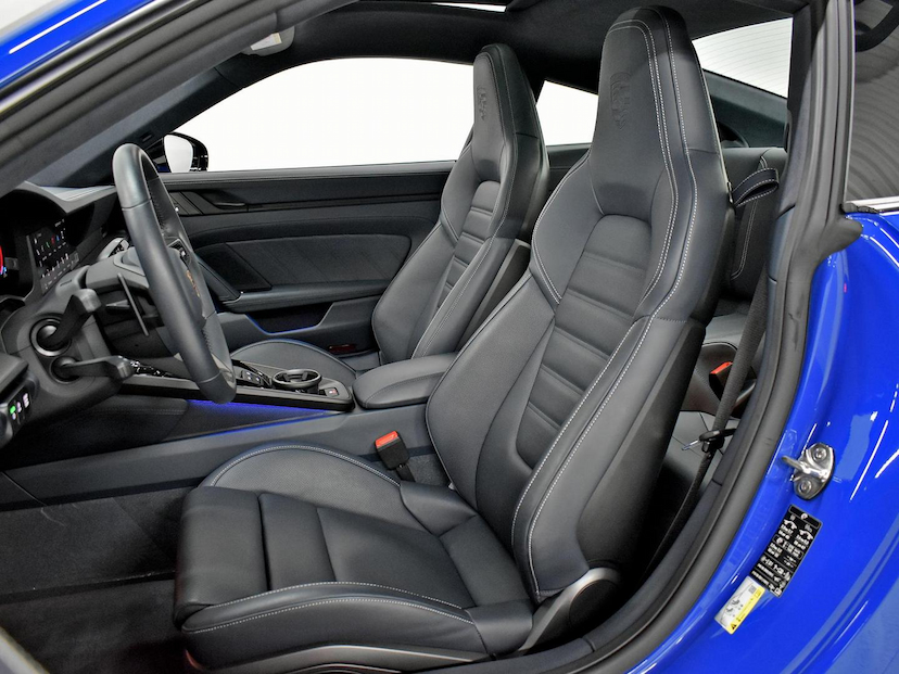 Foto do veículo PORSCHE 911  CARRERA GTS COUPE 3.6 992 2025 3.810 KM 1.240.000,00