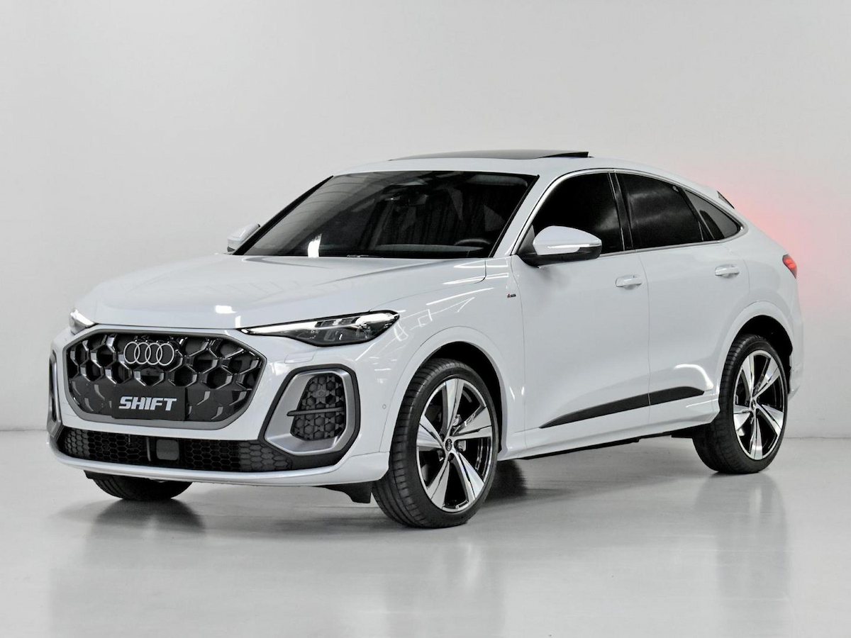 Foto do veículo AUDI Q5  SPORTBACK S-LINE 2.0 TFSI QUAT S-TRON 2025/2025 3.845 KM R$ 430.000,00