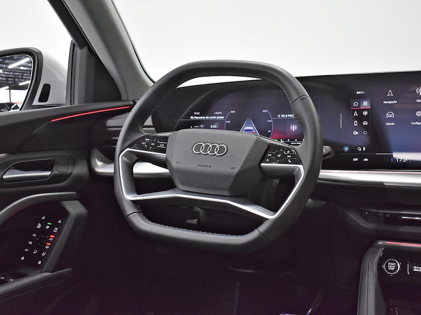 Foto do veículo AUDI Q5  SPORTBACK S-LINE 2.0 TFSI QUAT S-TRON 2025 3.845 KM 430.000,00