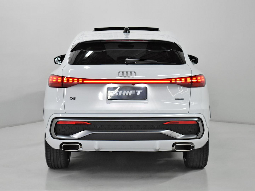 Foto do veículo AUDI Q5  SPORTBACK S-LINE 2.0 TFSI QUAT S-TRON 2025 3.845 KM 430.000,00