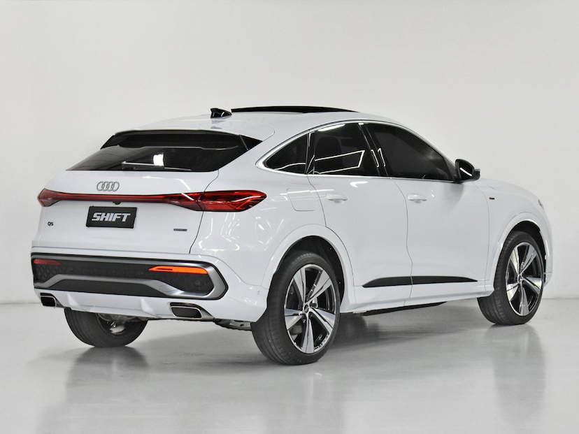Foto do veículo AUDI Q5  SPORTBACK S-LINE 2.0 TFSI QUAT S-TRON 2025 3.845 KM 430.000,00