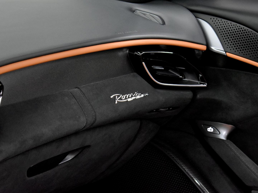 Foto do veículo FERRARI ROMA  SPIDER 2024 2.785 KM 3.590.000,00