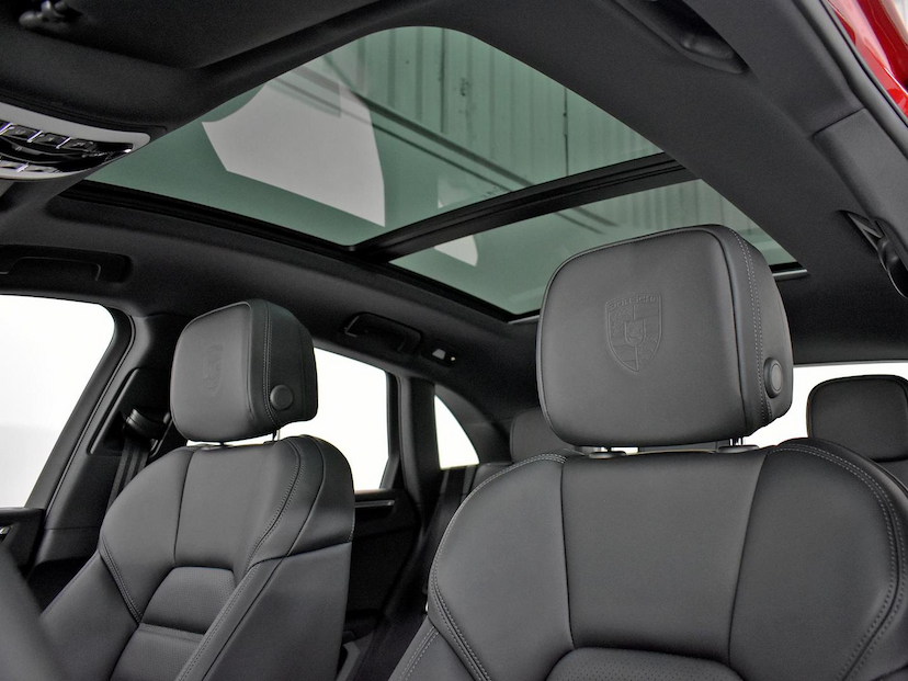 Foto do veículo PORSCHE MACAN  2.0 TURBO 2026 55 KM 575.000,00