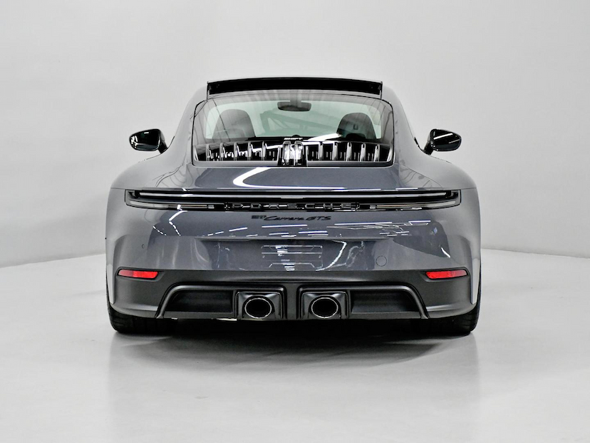Foto do veículo PORSCHE 911  CARRERA GTS COUPE 3.6 992 2026 1.595 KM 1.240.000,00