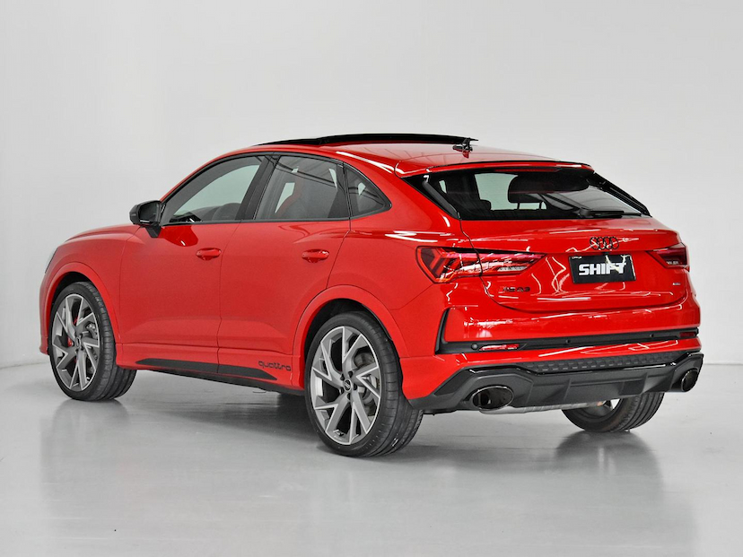Foto do veículo AUDI RS Q3 RSQ3 SPORTBACK S-TRONIC QUATTRO 2022 26.025 KM 425.000,00
