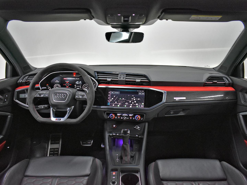 Foto do veículo AUDI RS Q3 RSQ3 SPORTBACK S-TRONIC QUATTRO 2022 26.025 KM 425.000,00