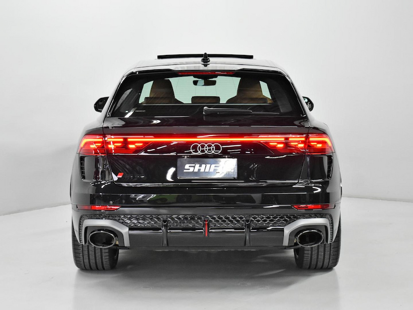 Foto do veículo AUDI RS Q8  PERFOMANCE TFSI 2026 340 KM 1.230.000,00