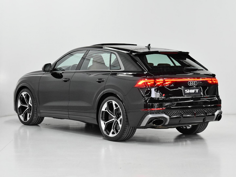 Foto do veículo AUDI RS Q8  PERFOMANCE TFSI 2026 340 KM 1.230.000,00
