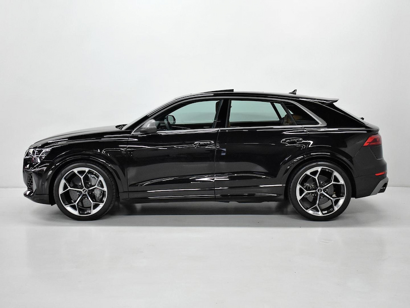 Foto do veículo AUDI RS Q8  PERFOMANCE TFSI 2026 340 KM 1.230.000,00
