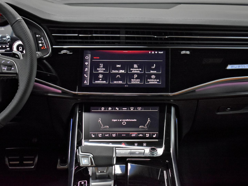 Foto do veículo AUDI RS Q8  PERFOMANCE TFSI 2026 340 KM 1.230.000,00