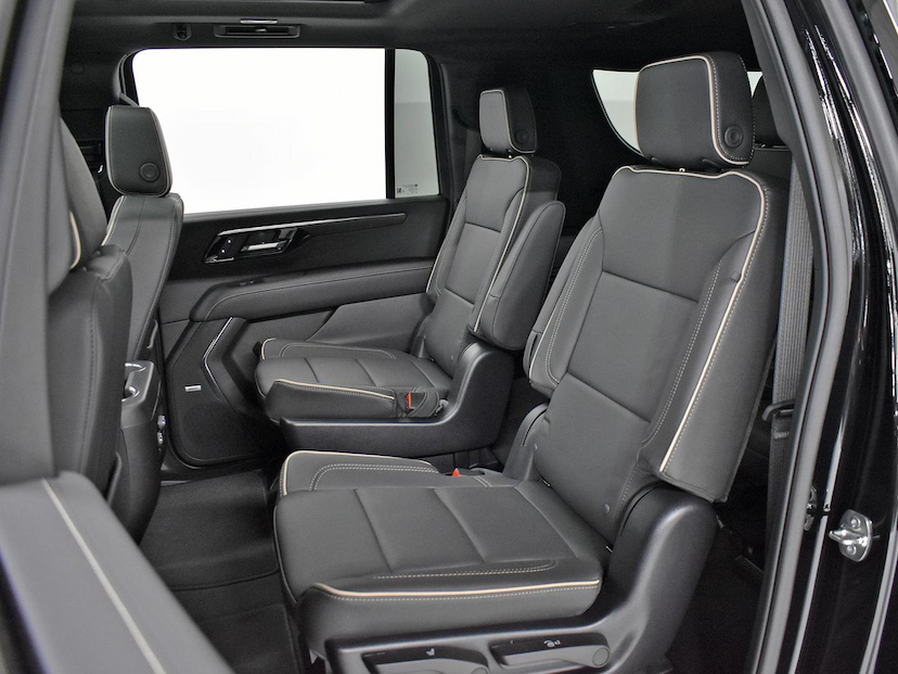 Foto do veículo CHEVROLET SUBURBAN CHEVROLET  4WD PREMIER 2025 9.995 KM 1.390.000,00